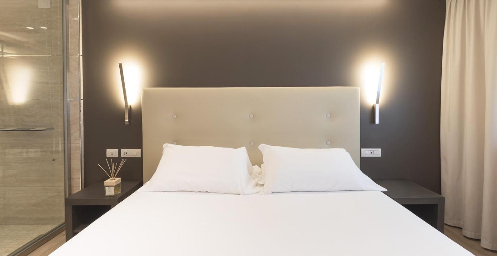 Hotel King, By R Collection Hotels Varedo Exterior photo